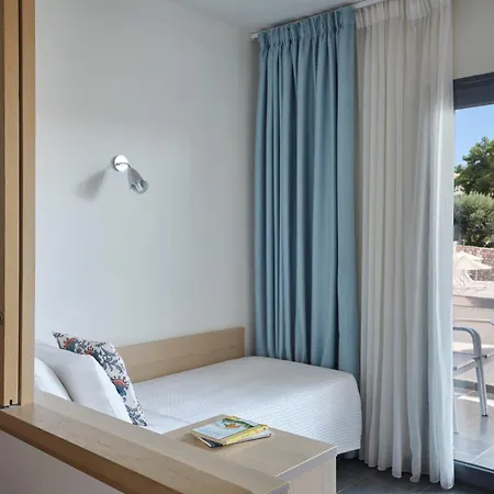 호텔 Atlantica Mikri Poli Rhodes 4*