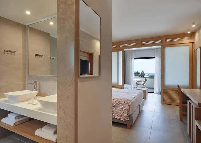 Atlantica Mikri Poli Rhodes Otel 4*