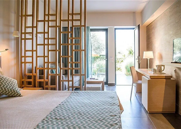 Atlantica Mikri Poli Rhodes Otel 4*